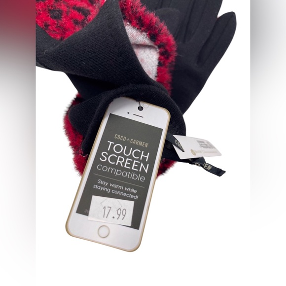 CoCo and Carmen touchscreen compatible red & black fluffy print gloves one size - Picture 4 of 5